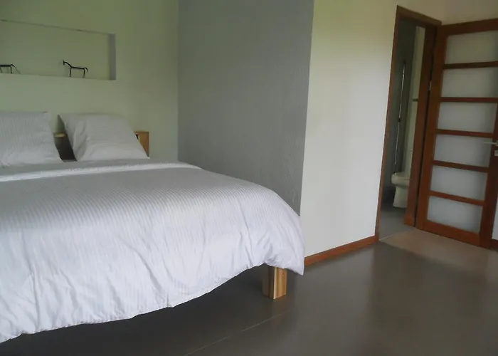 Ju\'Blu Hotel